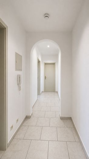 Helle, 3-Zimmer-Wohnung im beliebten Barleben – Flur