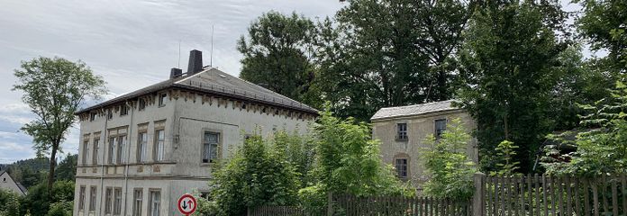 Villa Oschatz Schönheide – Villa mit Nebenhaus