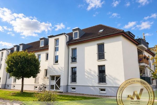 vermietete 2-Zimmer-Wohnung mit Garage