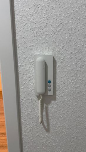 klimatisierte - 3-Zimmer Wohnung (OG) - mit Balkon in Andernach – Sprechanlage