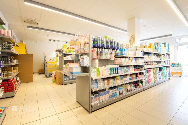 Moderne Einzelhandelsfläche in 1A Lage! – Verkaufsraum