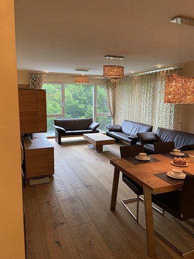Premium condominium in a prime location in Baden-Baden – 4 rooms | 134.85 m² | immediately available – Wohn- und Essbereich