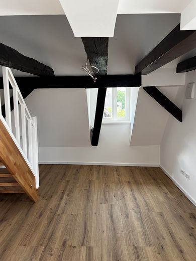 Charmante 3-Zimmer-Wohnung im Denkmalobjekt – 75 m², ab sofort verfügbar – Zdjęcie 4