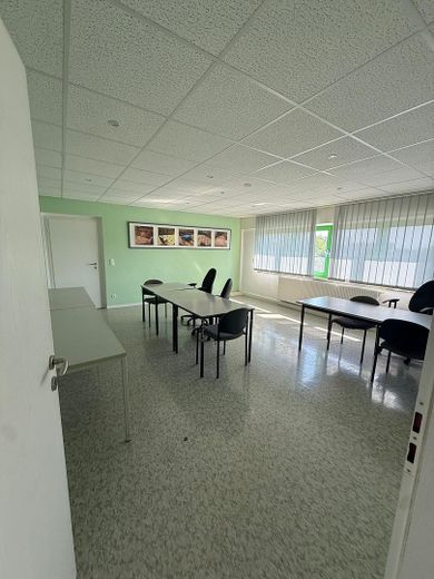 Oficina · Consulta · Autoescuela · Formación: dos plantas, divisibles desde 40 m² – Foto 21