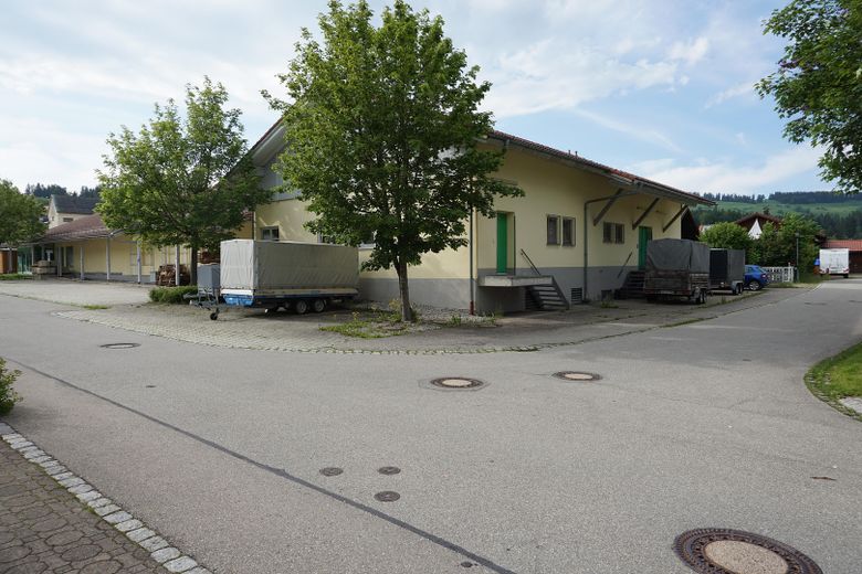 Gewerbefläche zu Vermieten **provisionsfrei** – Südansicht