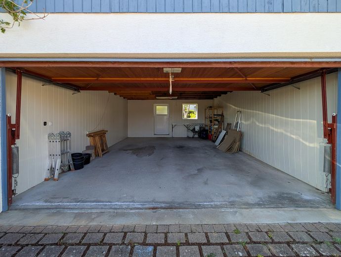 Doppelgarage