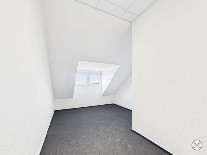 Eden-Ehbrecht-Immobilien_Bürofläche_Kreyenbrück_DG_017