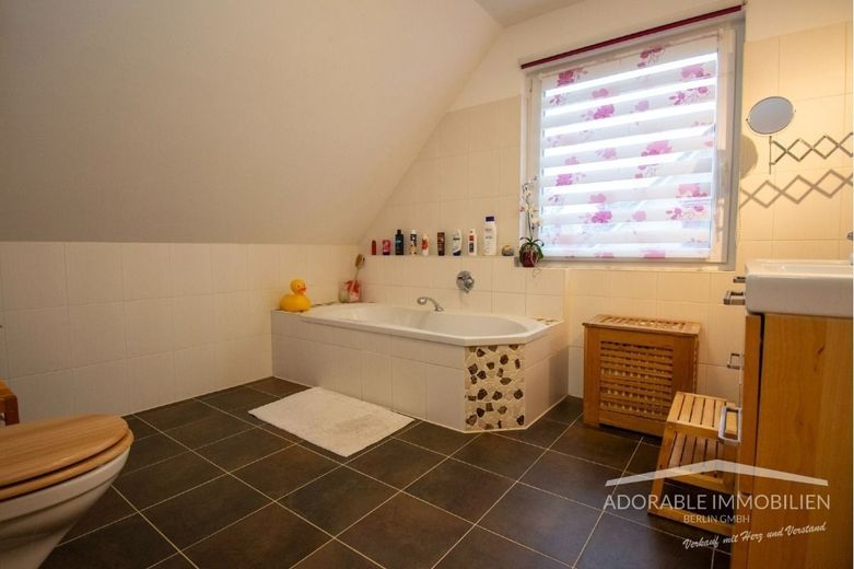 Ansicht Badezimmer 2