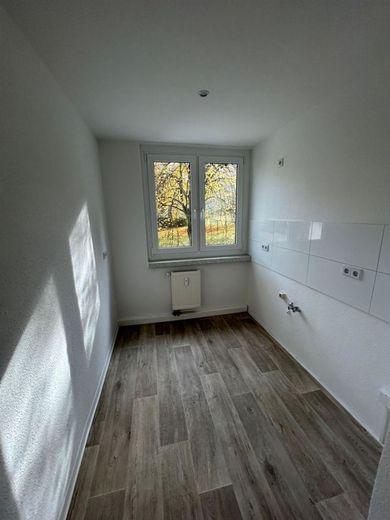 Helle 4-Zi. mit großem Balkon &amp; Laminat in ruhiger Lage! – PHOTO-2024-10-23-11-36-47_3