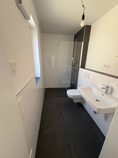 Dusche/WC im EG