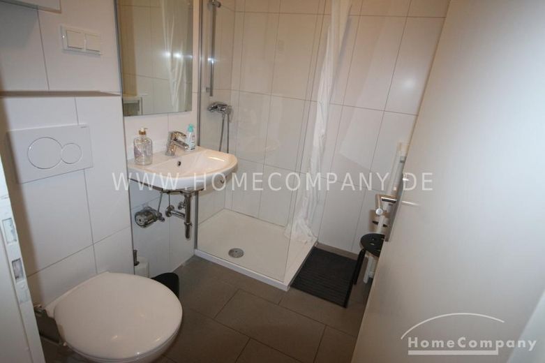 **Alt Saarbrücken, luminoso appartamento bilocale arredato in stile moderno con balcone** – 955660970f8afd5c59445424df98dc40a2257e59.jpg