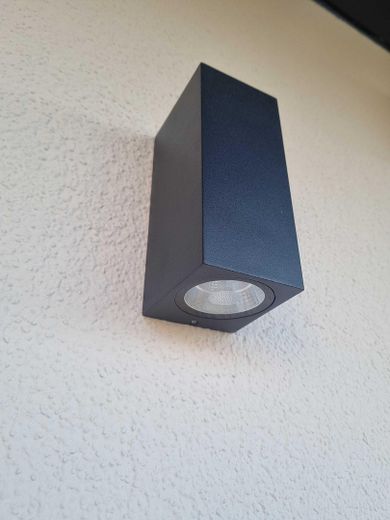 Haus statt Wohnung: 3-ZKB+Garten+Terrasse+Garagen – Fassadenbeleuchtung