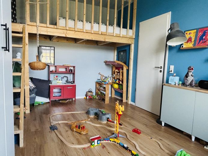 Wohnen mit Charakter: Großzügige 4,5-Zimmer-Wohnung in Radebeul-Ost – Foto 12
