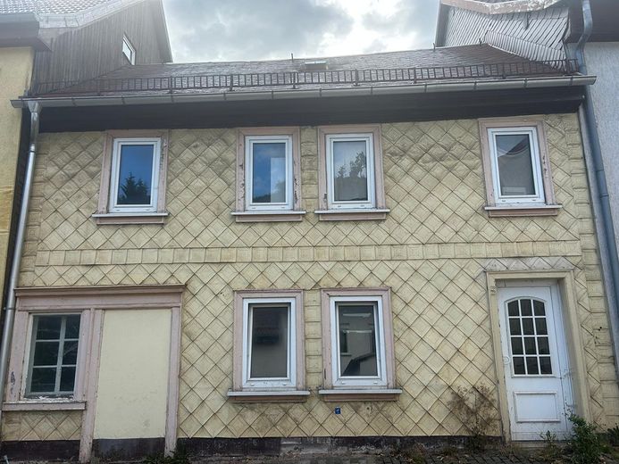 Terraced house in Luisenthal in the Thuringian Forest, near the Rennsteig – Foto 1
