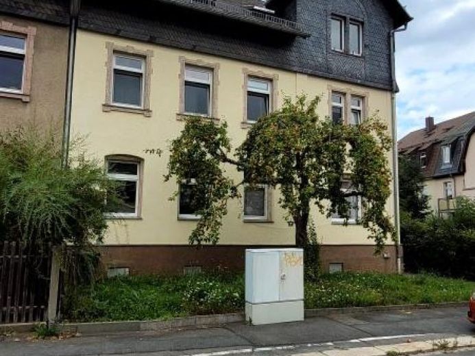 Möblierte 2-Raum-Wohnung mit moderner Einbauküche – Foto 1