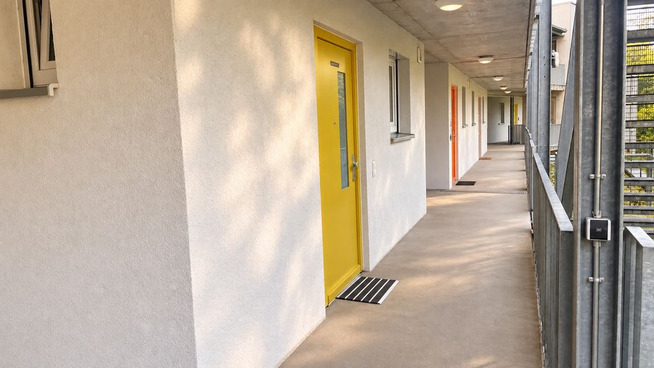Жильё у курортного парка – Eingang zur Wohnung 