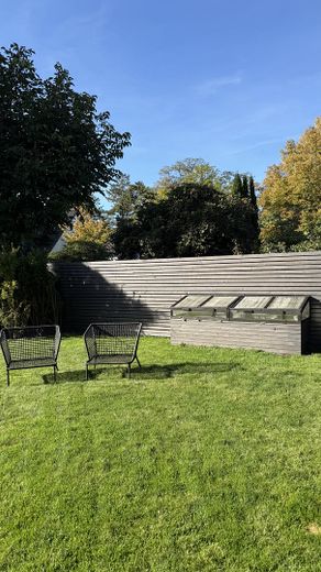 Modernes Endhaus am Brabandkanal mit großem Garten, Dachterrasse und Wellnessbereich – Großzügiger Garten