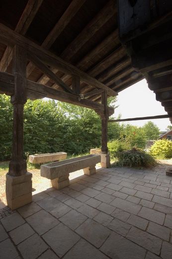 Die überdachte Süd-Terrasse