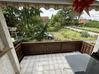 Charmant vrijstaand huis met balkon, garage en tuin – uw nieuwe thuis in Prausitz – Balkon