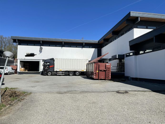 Superfici di magazzino e ufficio riscaldabili in affitto a Eggenfelden -1096qm – Photo 40