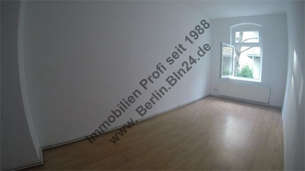 3er WG oder 2er WG - Pärchen - saniert - Duschbad mit Fenster – G0035248