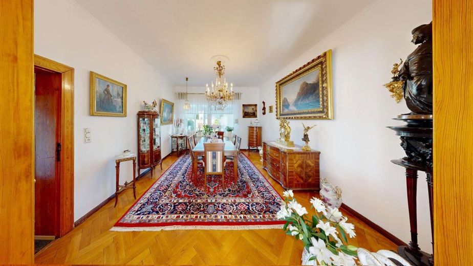 Familienhaus mit 162 m², Wintergarten und Garten in zentraler Lage von Burg bei Magdeburg – Esszimmer