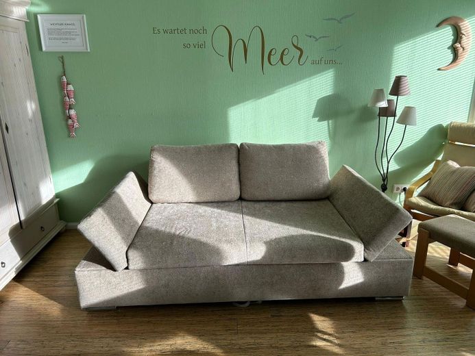 Wohnzimmer mit Schlafcouch