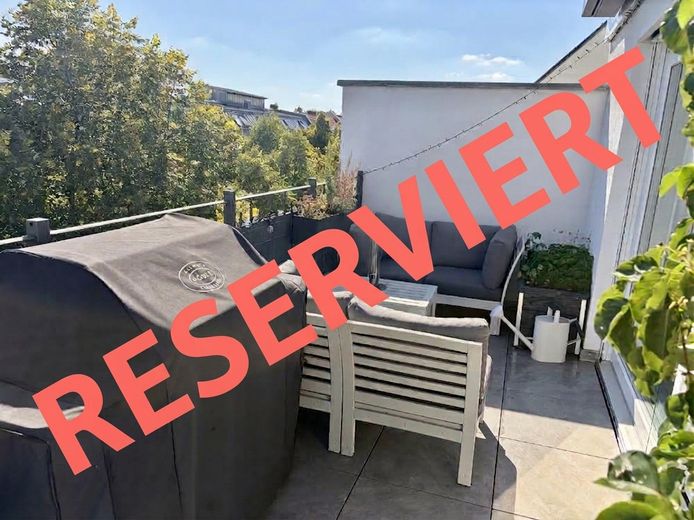 Reserviert! Provisionsfreies modernes Penthouse mit großer sonniger Dachterrasse & Stellplatz – Foto 1