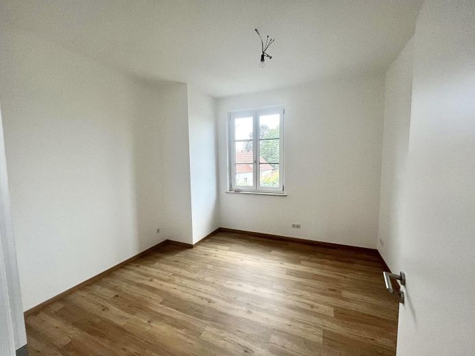Moderne 3-Zimmer-Wohnung in Ismaning – ideal für Paare, Wohngemeinschaften oder Familien – Kind 
