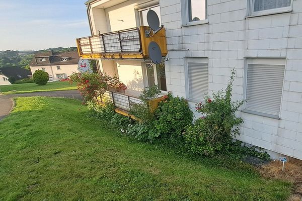 Attraktive 2,5- bis 3-Zimmer-Erdgeschosswohnung mit Balkon in Burscheid