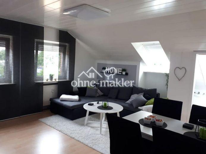 Helle 2 Zi. Whg (ca.47qm) mit Loggia, Stellplatz& EBK - 630€ warm – Foto 1