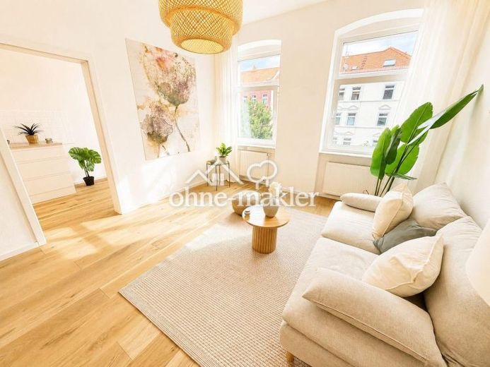 Luminoso y acogedor apartamento de 2 habitaciones en una ubicación privilegiada con balcón | Disponible para entrar a vivir – Foto 1