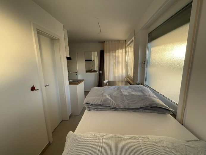 +++ Stilvolles Micro-Appartment in Top Lage nahe Bahnhof Feuerbach +++(7) – Blick vom Bett