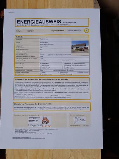 Provisionsfrei von Privat: Großzügiges Mehrfamilienhaus mit Ausbau-Potenzial und Traum-Aussicht – Energieausweis