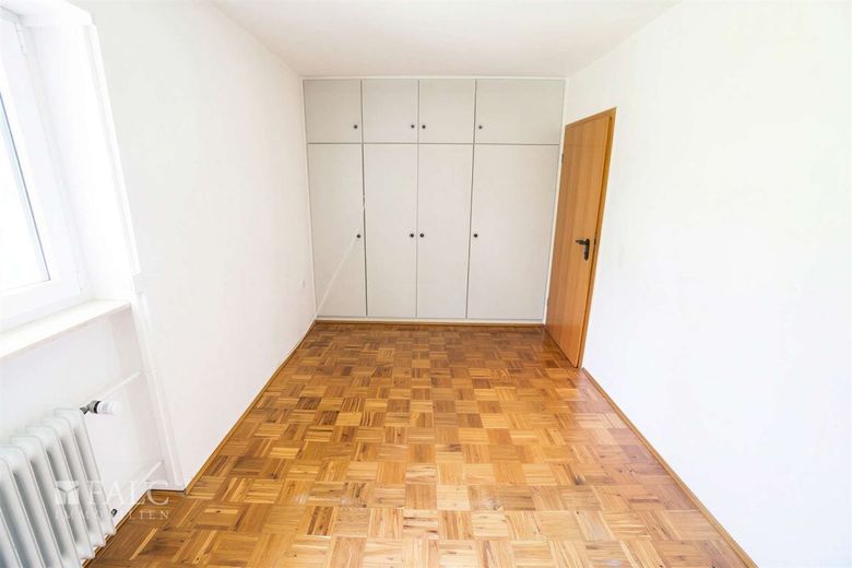 Das Traumhaus für die Familie! – Schlafzimmer 2 OG
