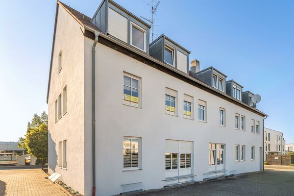 2 -Zimmer-Wohnung in Oberasbach / Zirndorf - Linder Siedlung (Loggia, Stellplatz)
