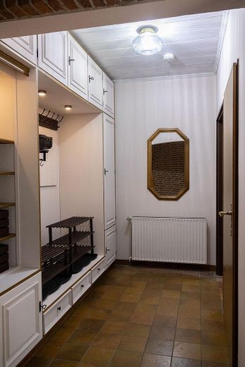 Resthof / Landhaus + 600 m² Hallenfläche – Wohnen & Arbeiten in Westerstede – Garderobe