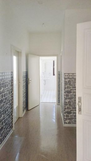 Gepflegte 2-Zimmer-Wohnung mit Balkon in Bremerhaven – Flur