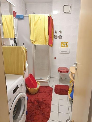Muy bonito y luminoso apartamento de 2 habitaciones con cocina equipada (horno) y plaza de aparcamiento en Karlsruhe – Foto 4