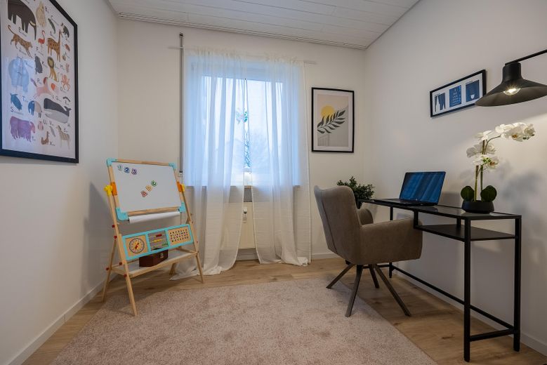 Büro/ Kinderzimmer 2