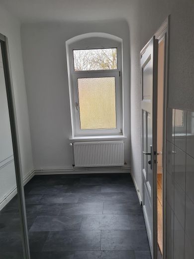 Neu sanierte, wunderschöne Altbauwohnung in zentraler Lage – Badezimmer