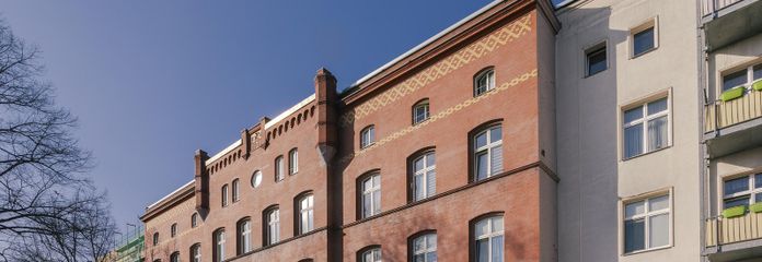 Helle, großzügig geschnittene 2-Zimmer-Wohnung – 2. OG Schwedter Str. 18