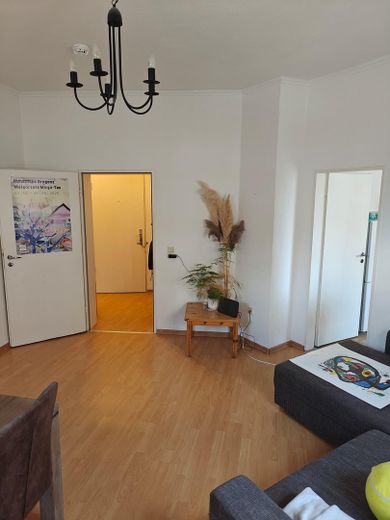 Sonnige, ruhige 2-Zimmer-Altbauwohnung zentral in Kiel – फोटो 7