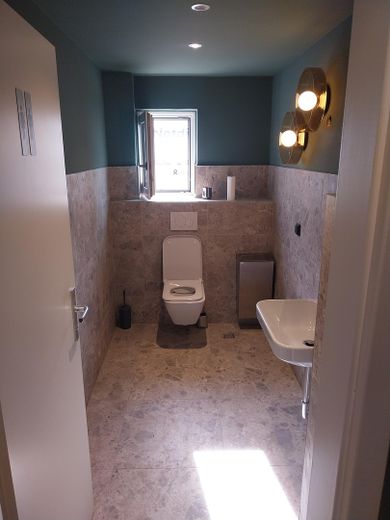 WC Gewerbe Erdgeschoss