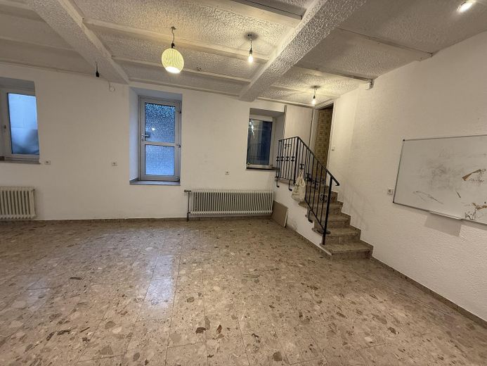 Kiralanacak ticari alan | yaklaşık 85 m² | mağaza  Mağaza + Depo + Ofis – Fotoğraf 7