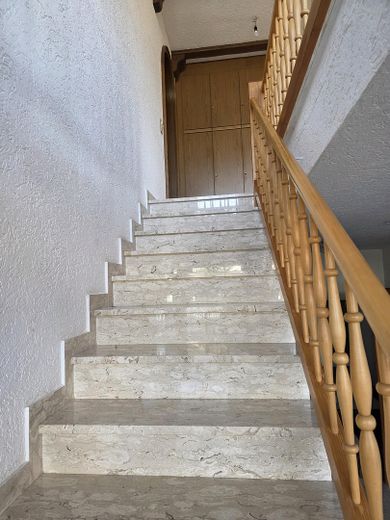 Marmor Treppe nach oben