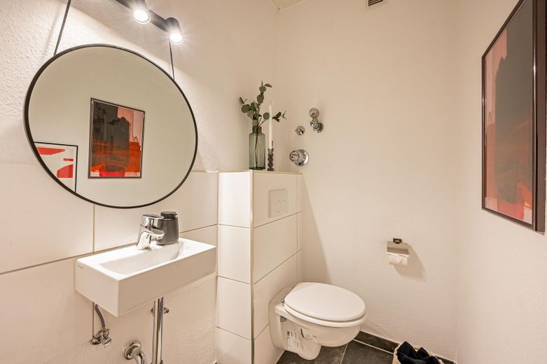 Traumwohnung in Mannheim Feudenheim mit Loggia und Garage – Gäste-WC