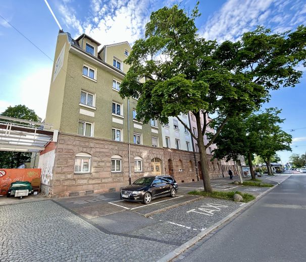 Well-maintained 2-room investment property with 8.0% return in Fürth-Ronhof – Außenansicht
