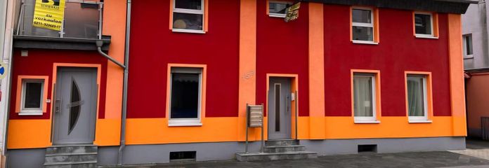 Haus Strassenansicht