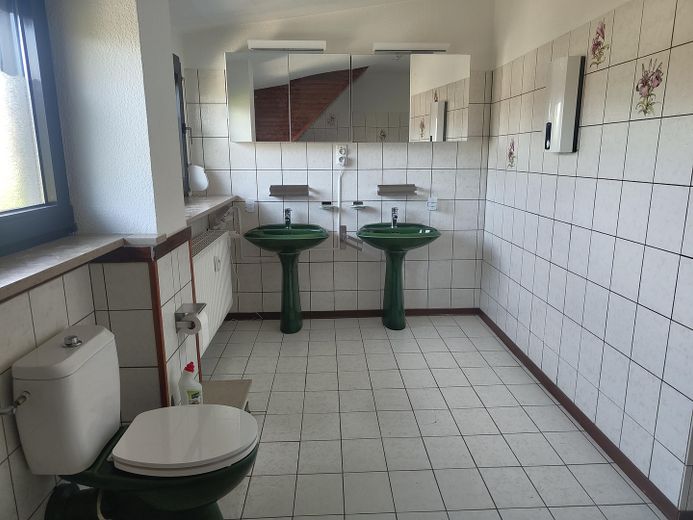 Modernisierte Masionette Wohnung 80qm + Dach in 40668 Meerbusch Lank EBK/Wärmepumpe/Solar – Foto 12